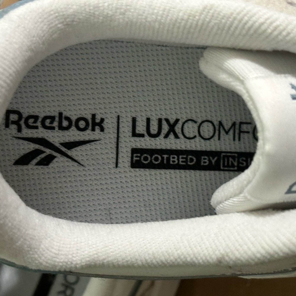 Reebok Court Advantage Beige and White Sneakers